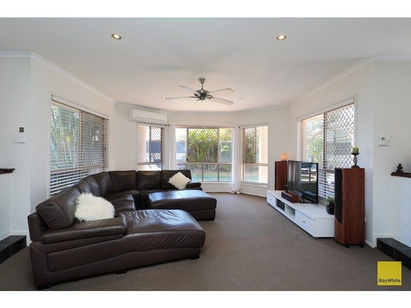 6 Lyn Court, Victoria Point QLD 4165