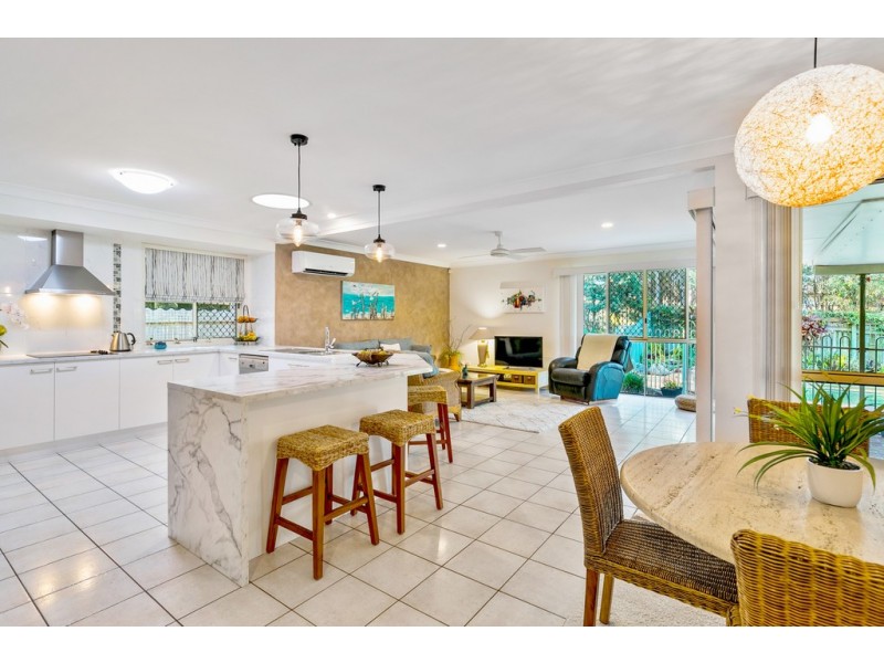 22 Patersonia Place, Birkdale QLD 4159