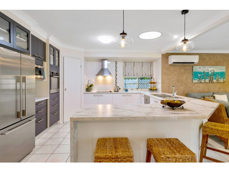 22 Patersonia Place, Birkdale QLD 4159