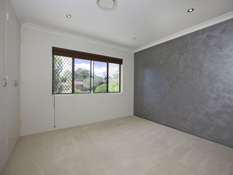 16 Estelle Street, Birkdale QLD 4159