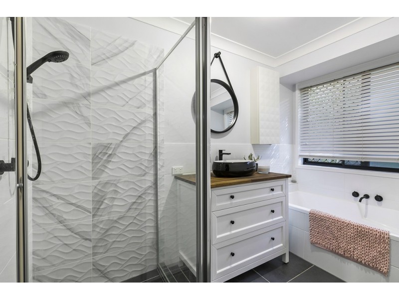 28 Lime Street, Redland Bay QLD 4165