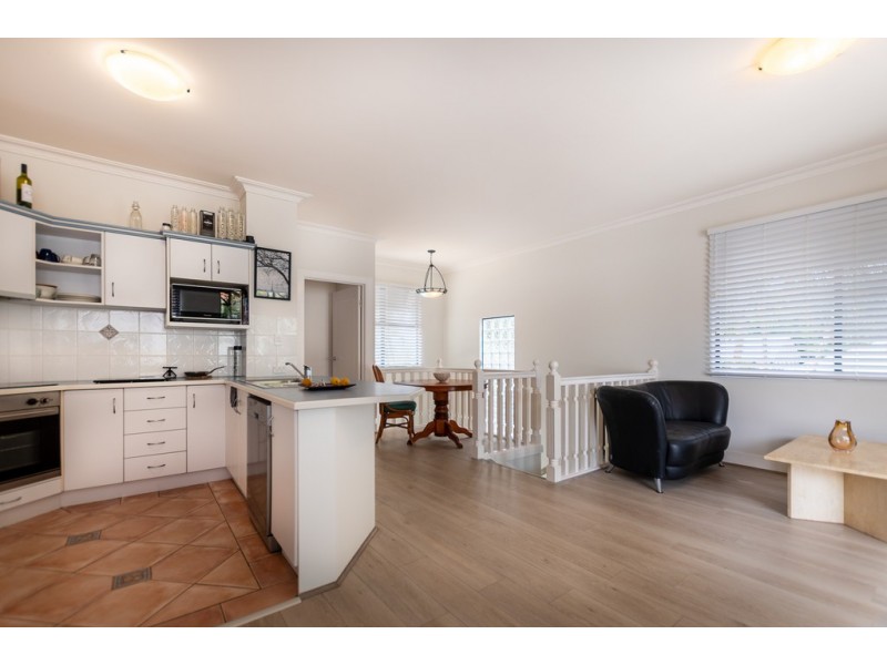 8/23-25 North Street, Cleveland QLD 4163