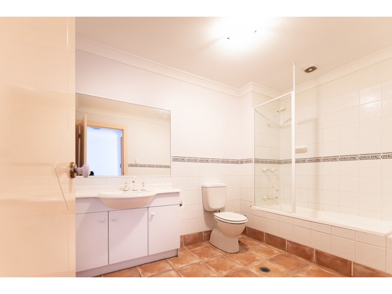 8/23-25 North Street, Cleveland QLD 4163