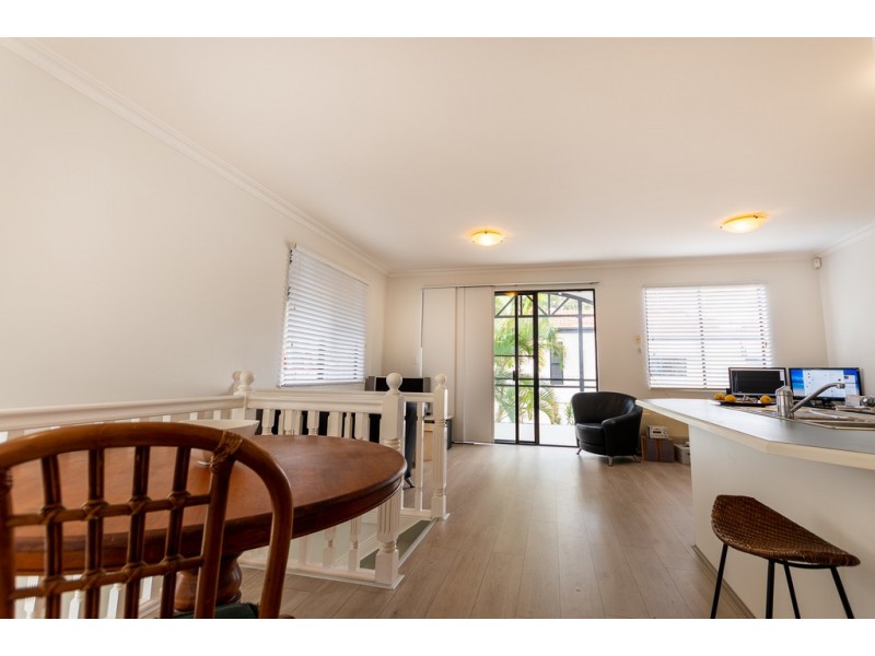 8/23-25 North Street, Cleveland QLD 4163