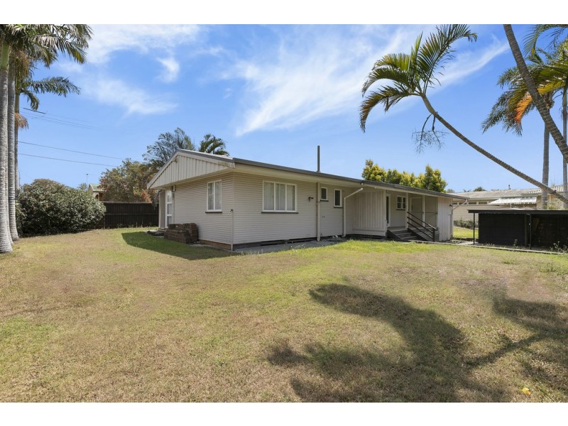 3 Robbies Avenue, Carina QLD 4152