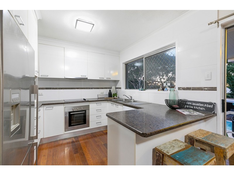 42 Birkdale Road, Birkdale QLD 4159