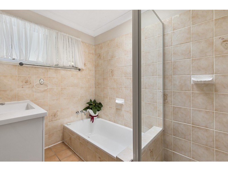 8 Henley Street, Alexandra Hills QLD 4161