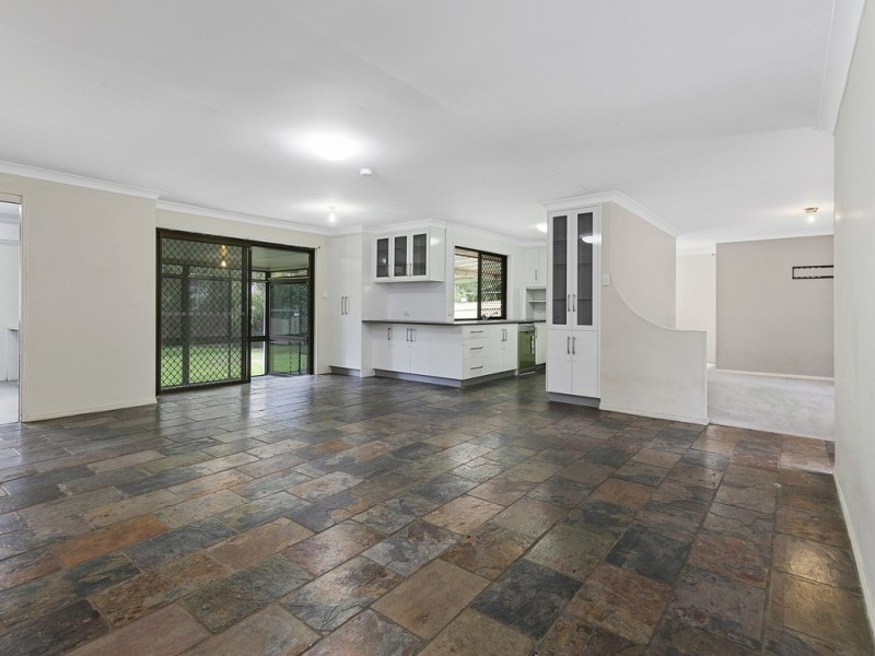 40 Lawn Terrace, Capalaba QLD 4157