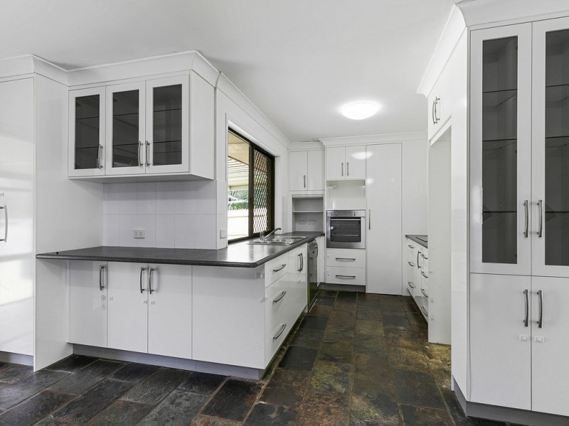 40 Lawn Terrace, Capalaba QLD 4157