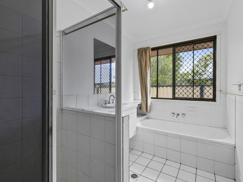 40 Lawn Terrace, Capalaba QLD 4157