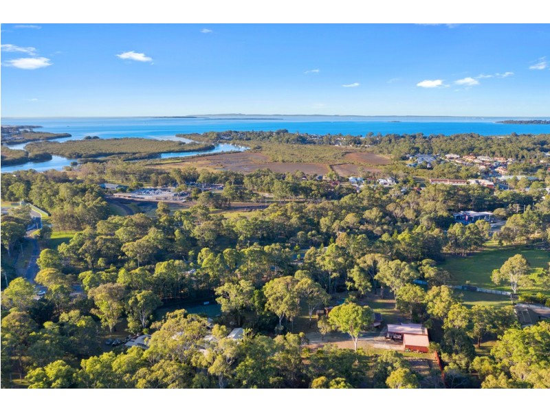 13 Whitehall Avenue, Birkdale QLD 4159