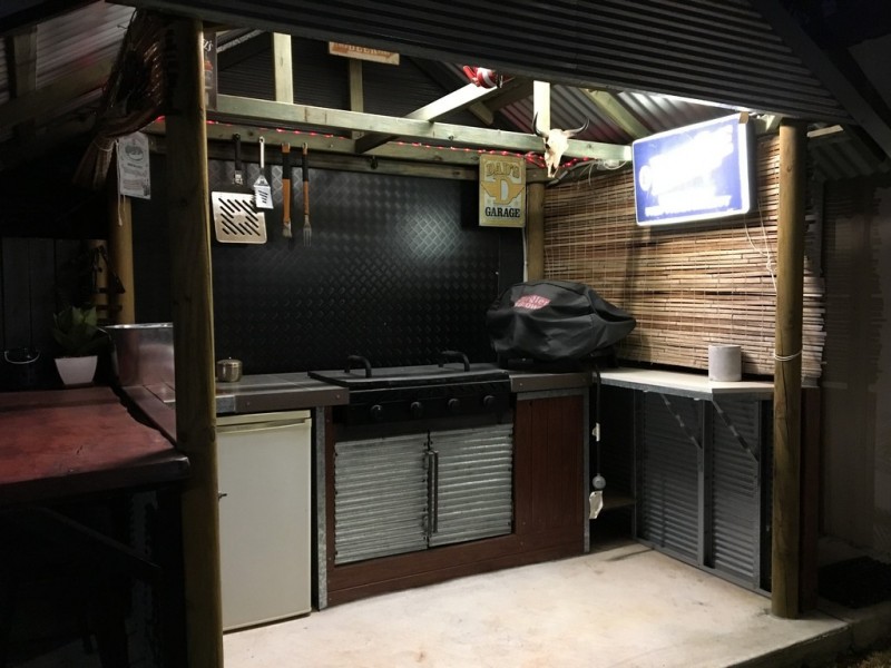 6 Cole Street, Redland Bay QLD 4165