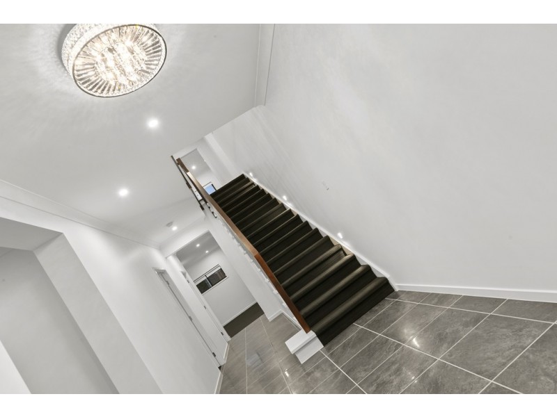 285 Main Road, Wellington Point QLD 4160