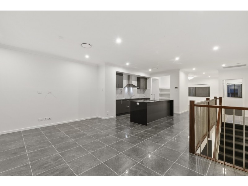285 Main Road, Wellington Point QLD 4160