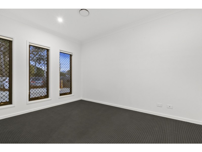 285 Main Road, Wellington Point QLD 4160