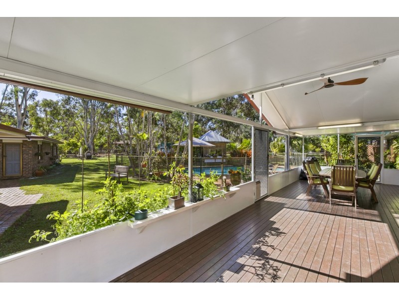 15 Whitehall Avenue, Birkdale QLD 4159