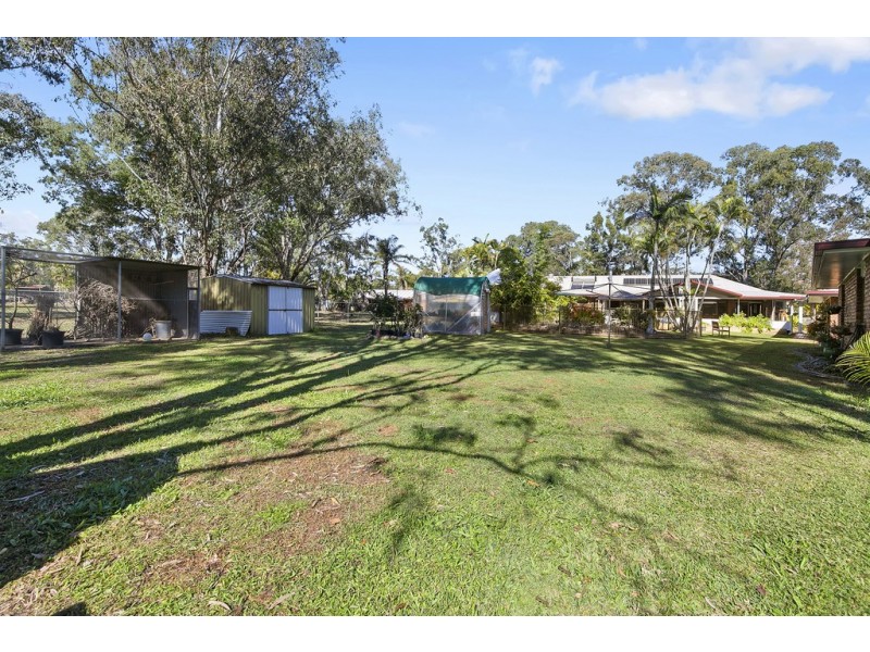 15 Whitehall Avenue, Birkdale QLD 4159