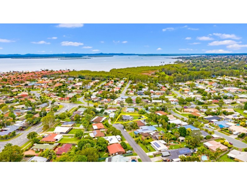 8 Wisteria Court, Victoria Point QLD 4165