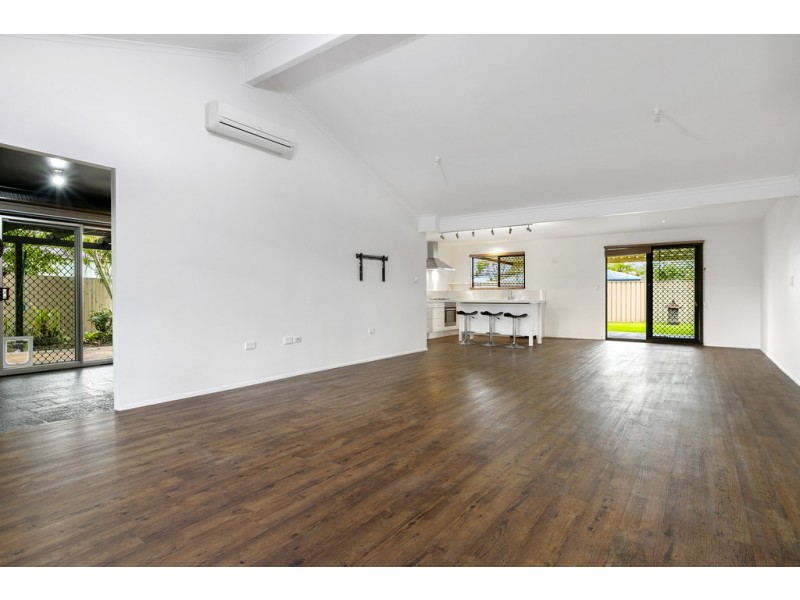 8 Wisteria Court, Victoria Point QLD 4165