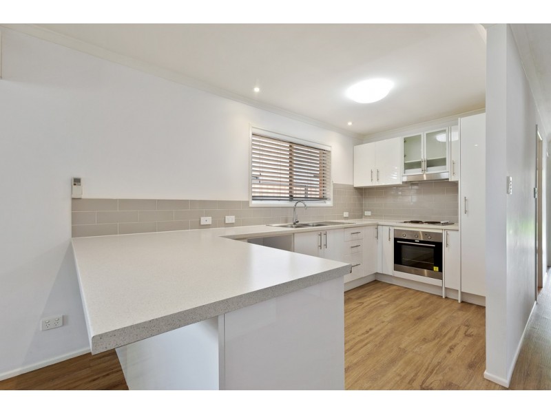 18 Gladstone Street, Redland Bay QLD 4165