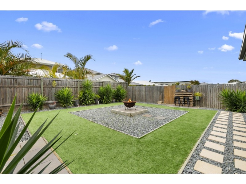 10 Rosemary Street, Thornlands QLD 4164