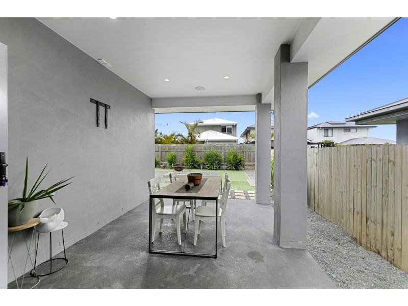 10 Rosemary Street, Thornlands QLD 4164