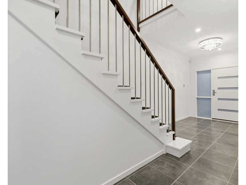 4/285 Main Road, Wellington Point QLD 4160
