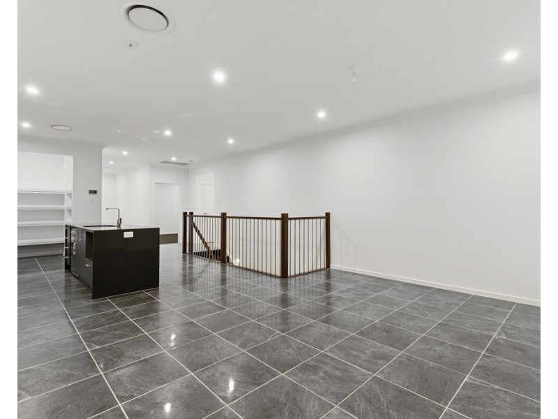 4/285 Main Road, Wellington Point QLD 4160