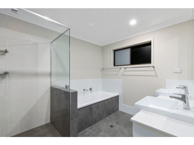 10 Shelduck st, Cleveland QLD 4163