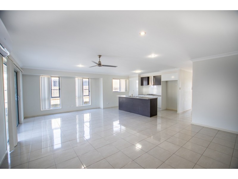 8 Littleford Circuit, Bundamba QLD 4304