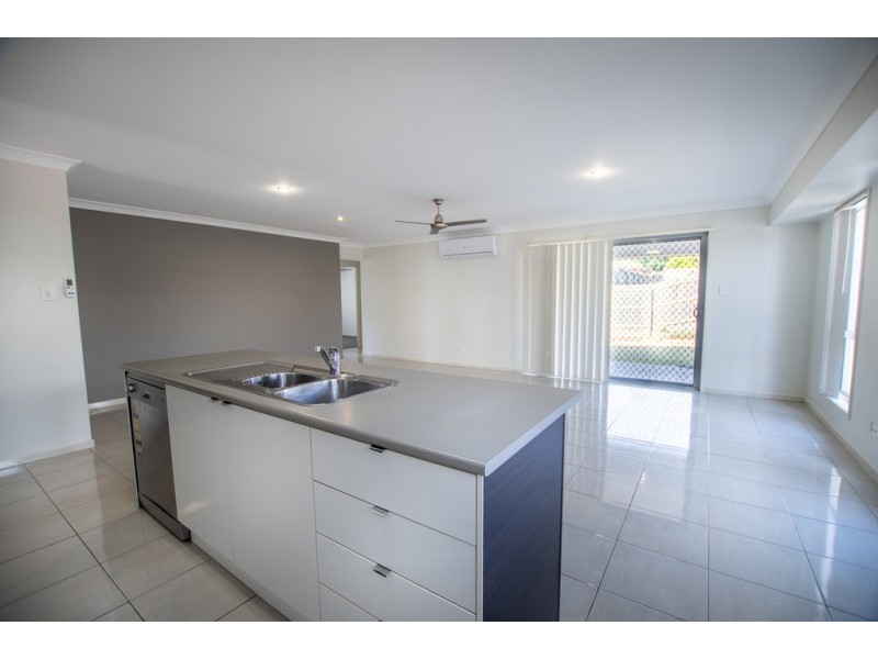 8 Littleford Circuit, Bundamba QLD 4304