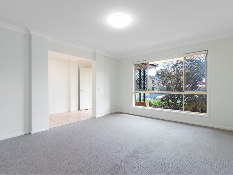 7 Admiral Court, Birkdale QLD 4159