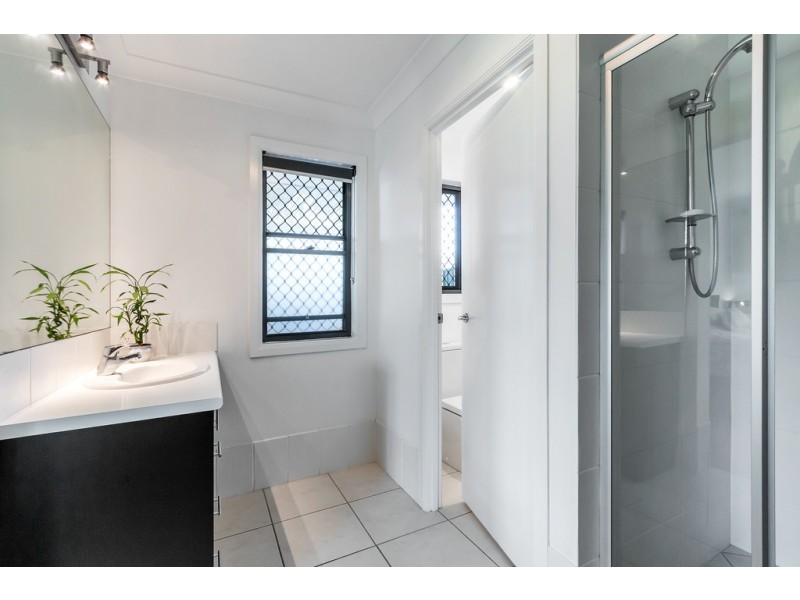 48 Aquila Street, Redland Bay QLD 4165