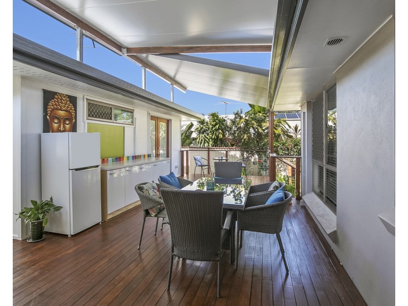 8 Cowley Street, Ormiston QLD 4160