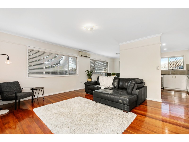 32 Charles Canty Drive, Wellington Point QLD 4160