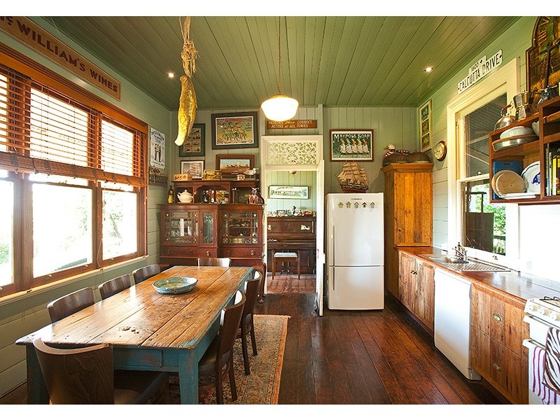 207 Main Road, Wellington Point QLD 4160