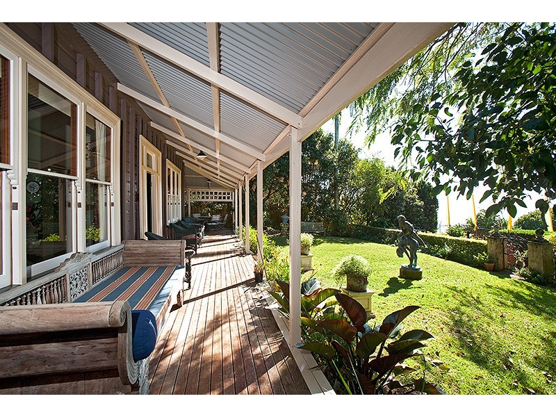 207 Main Road, Wellington Point QLD 4160