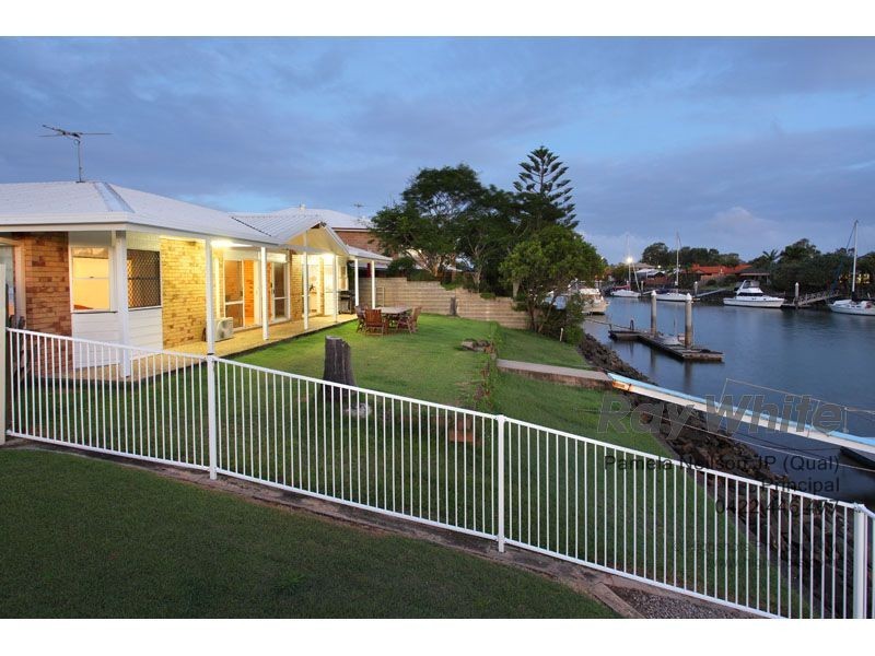 21 Compass Court, Raby Bay QLD 4163