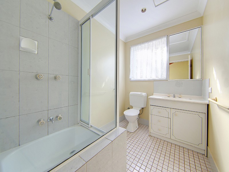 13 Wunulla Street, Thorneside QLD 4158