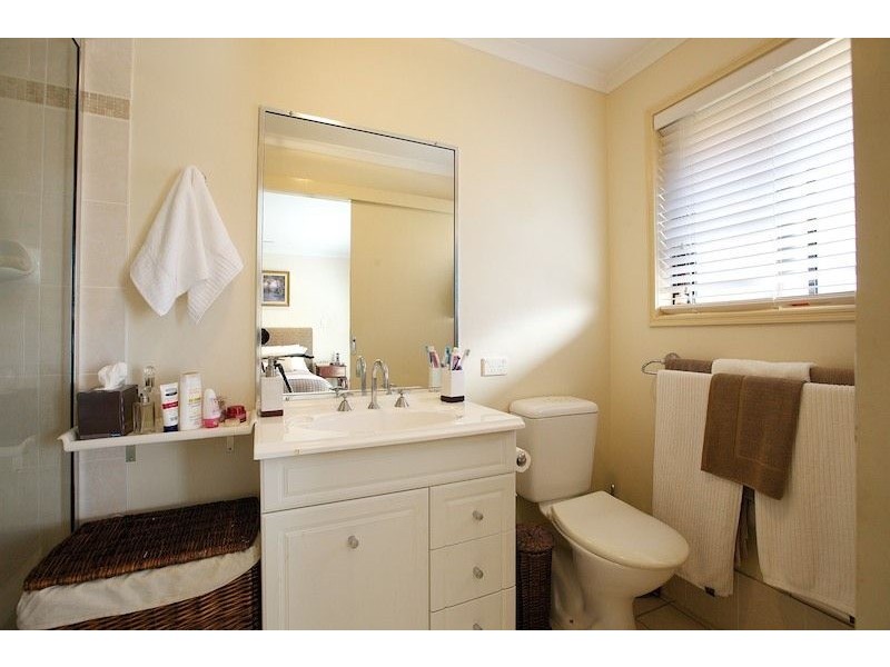 11 Baythorn Drive, Thornlands QLD 4164