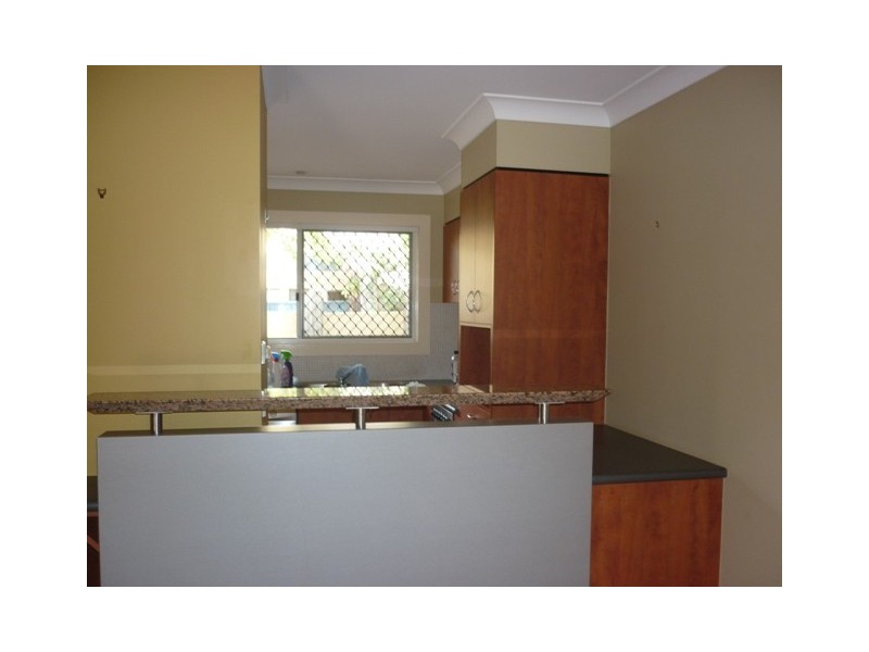 4/53 Shore Street East, Cleveland QLD 4163