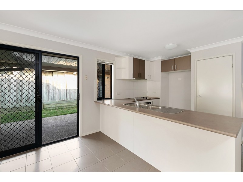 21 Crestlea Street, Victoria Point QLD 4165