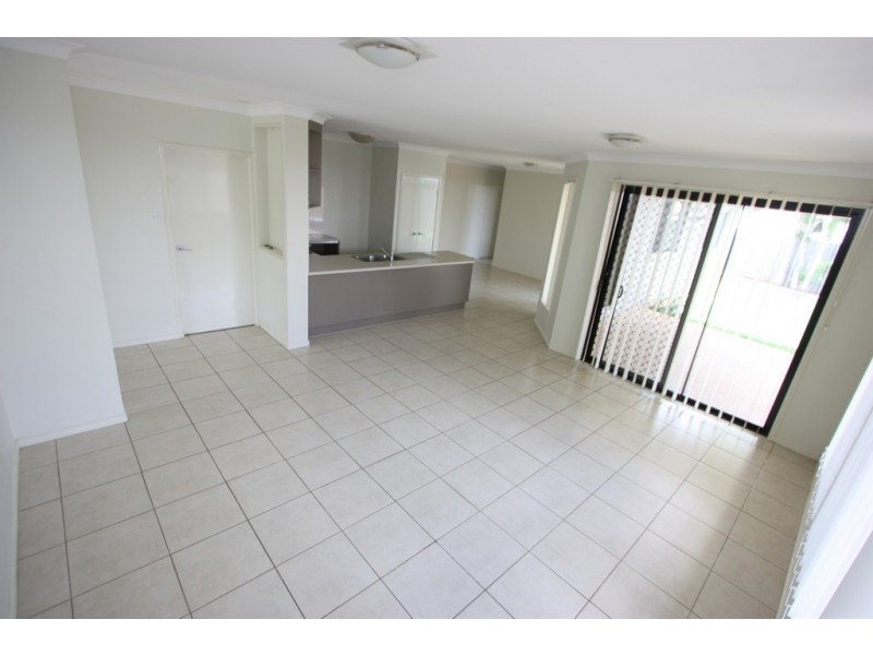 27 Parklane Road, Victoria Point QLD 4165