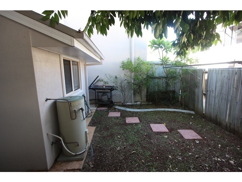 2/21 North Street, Cleveland QLD 4163