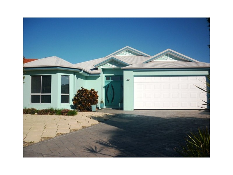 34 Cayman Crescent, Ormiston QLD 4160