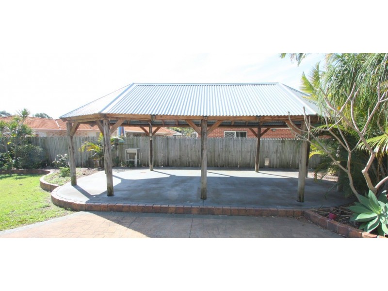 10 Darcelle Place, Ormiston QLD 4160