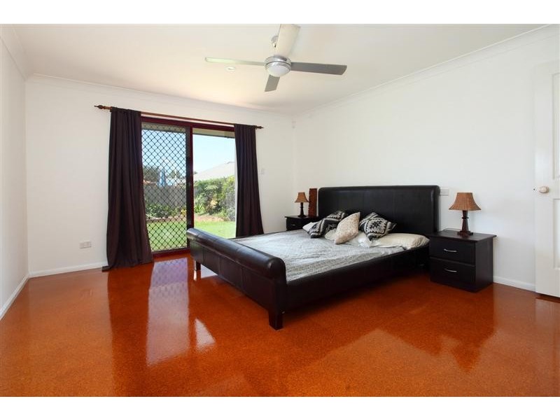 10 Darcelle Place, Ormiston QLD 4160