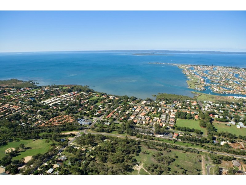 10 Darcelle Place, Ormiston QLD 4160