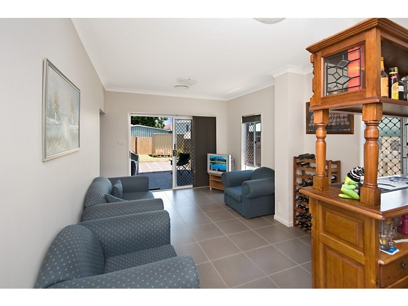 122 Stradbroke Avenue, Wynnum QLD 4178