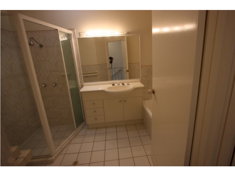 8/2 Channel Street, Cleveland QLD 4163